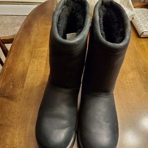 Black ugg leather boots